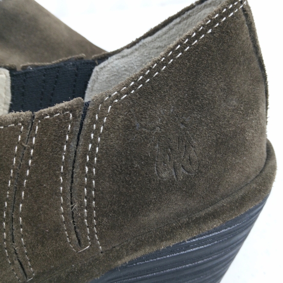 Fly London Wate Bootie Heel Women Size 37 US 6.5/7 Olive Green Suede Leather - Picture 10 of 11